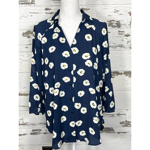 CABI Go To Button Up Blouse Blue White Floral Sz XS #5705 NWOT - Picture 3 of 4